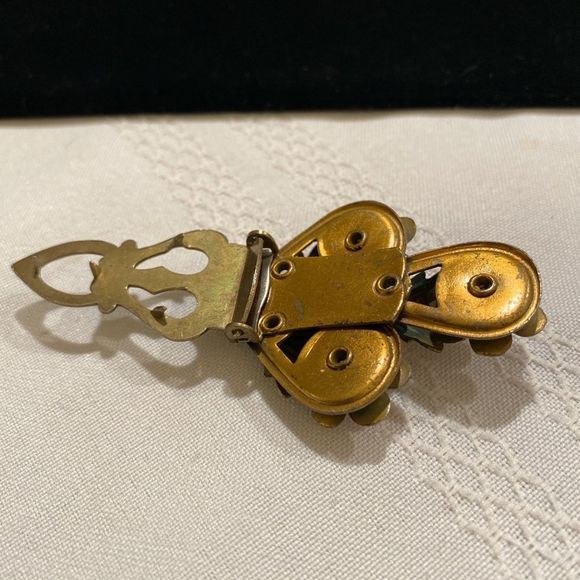 Vintage Brass And Rhinestone Flower Sweater Clip - Picture 5 of 11